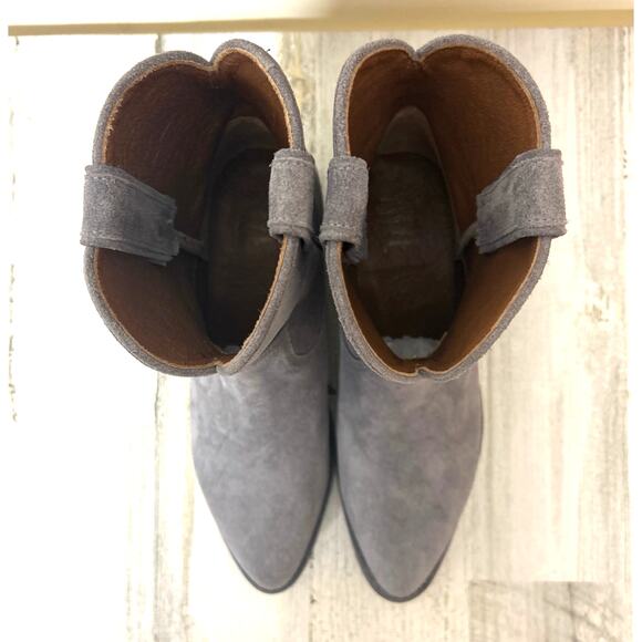 Frye Womens 9 Gray Suede Leather Heeled Pointed Toe Western Ankle Booties NEW - Picture 4 of 9